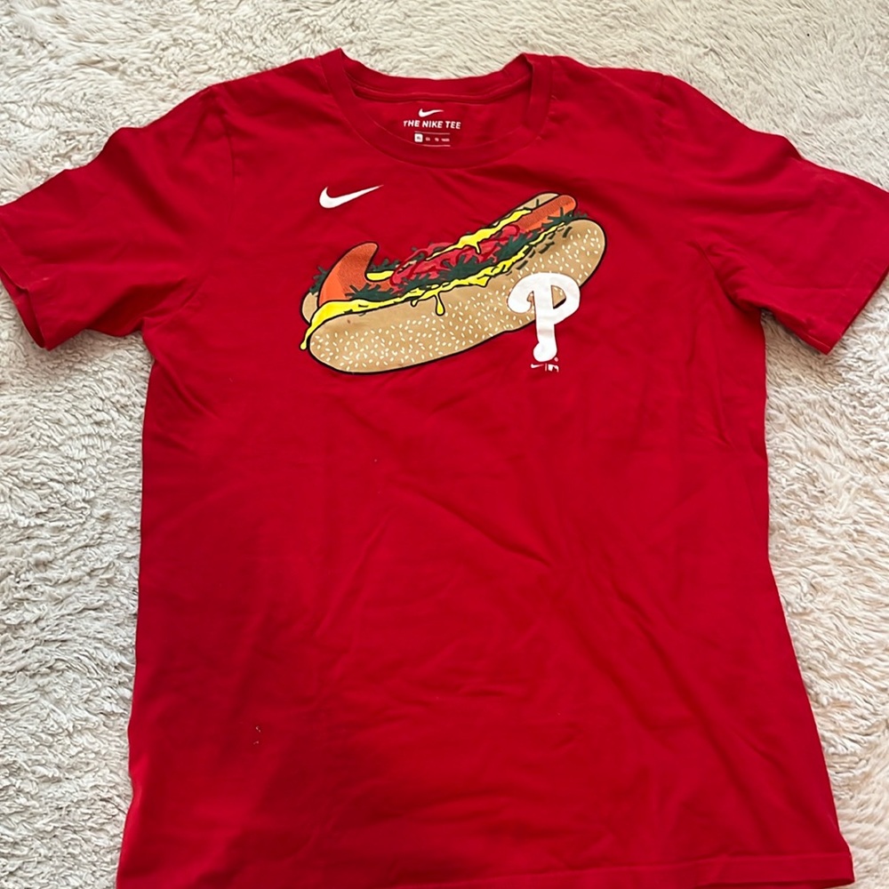 red Nike phillys hotdog teeshirt kids xl has been worn but nothing wrong with it